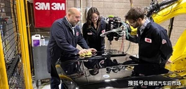 3M與通用汽車聯(lián)手<strong></p>
<p>汽車凹陷修復</strong>，自動化漆面修復技術(shù)引領(lǐng)汽車制造新革命！:汽車凹陷修復